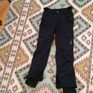 SOLD Mountain Hardwear winter pants